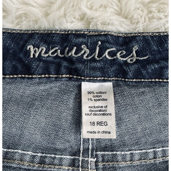 Maurices Slim Straight Jeans Plus 18 (40x30) Blue Distressed Mid Rise Womens - Picture 4 of 10